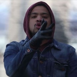 Ashton Martin “No One” (Video)