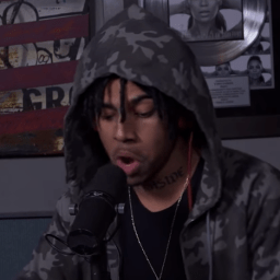 Vic Mensa Freestyles Over “Drug Dealers Anonymous”