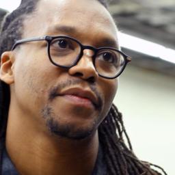 Lupe Fiasco – Pick Up the Phone